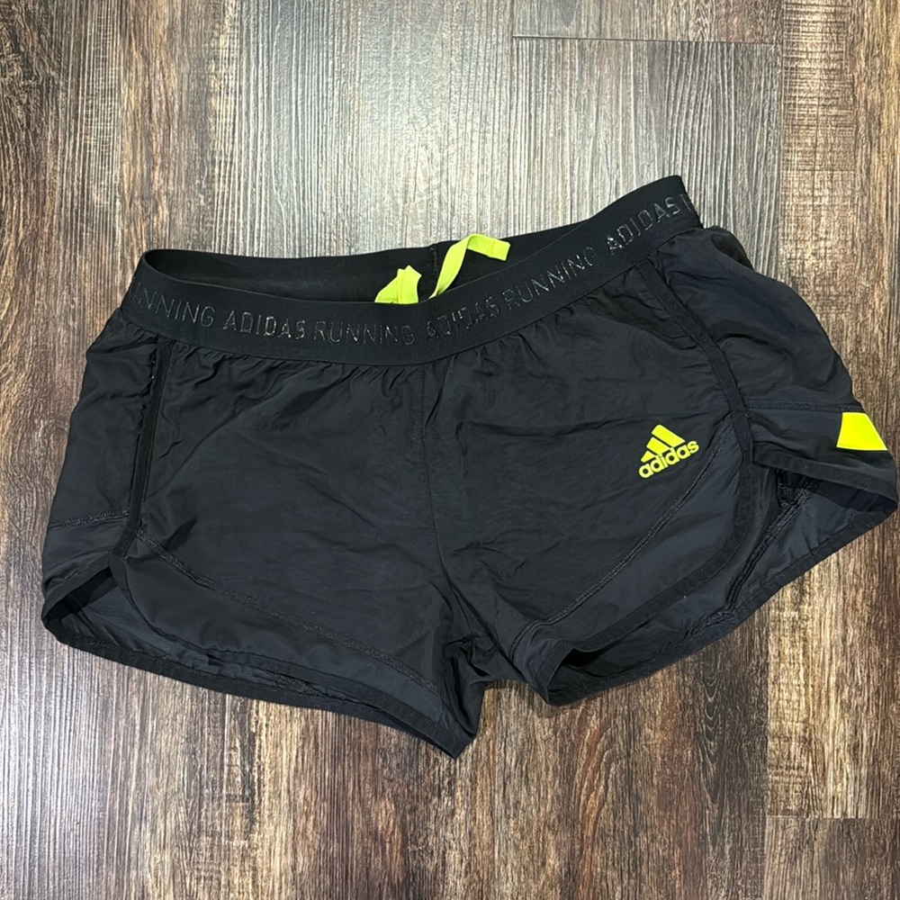 Adidas Women Running Shorts, Size Medium, 3”